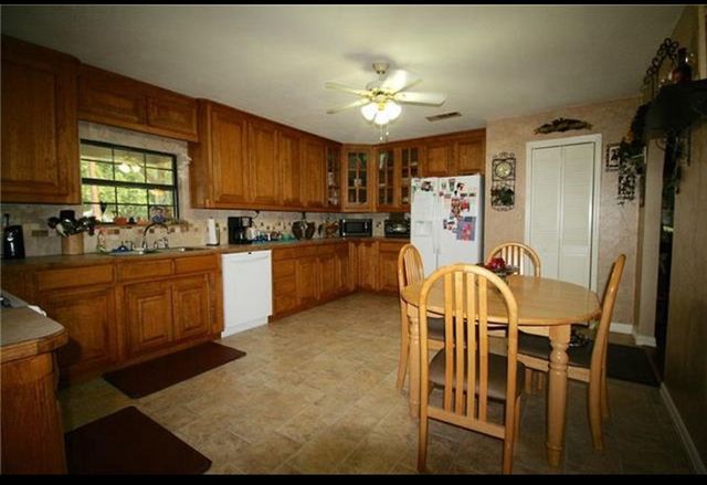 214 County Road 4870, Newark, TX 76071