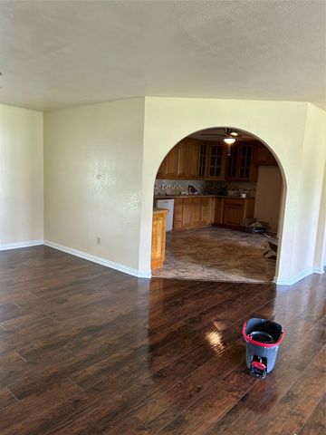 214 County Road 4870, Newark, TX 76071
