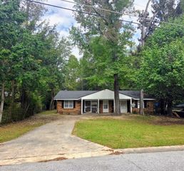 3733 Lindsey Drive, Macon, GA 31206