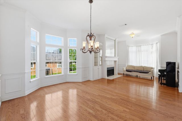 103 Woodland Drive, Highland Village, TX 75077