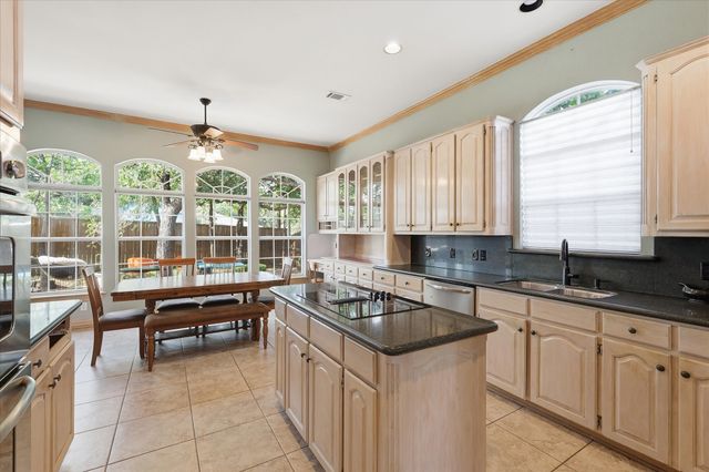 103 Woodland Drive, Highland Village, TX 75077