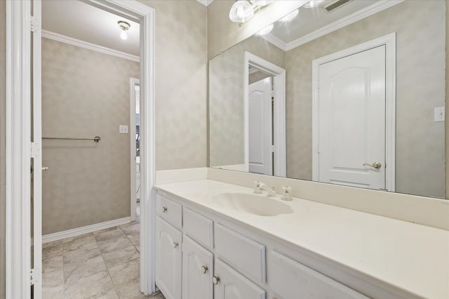 103 Woodland Drive, Highland Village, TX 75077