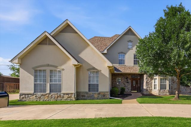 103 Woodland Drive, Highland Village, TX 75077
