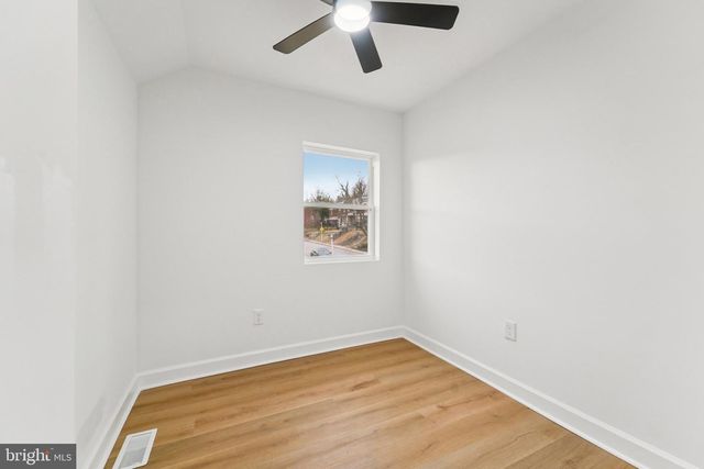 923 NORTH HILL RD, Baltimore, MD 21218