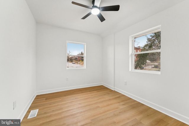 923 NORTH HILL RD, Baltimore, MD 21218