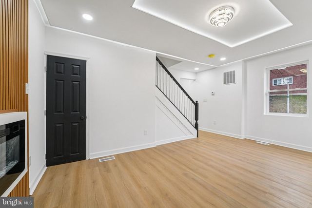 923 NORTH HILL RD, Baltimore, MD 21218