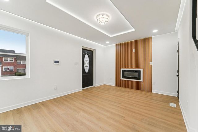 923 NORTH HILL RD, Baltimore, MD 21218