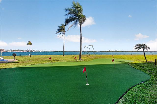 1 KEY CAPRI 103E, Treasure Island, FL 33706