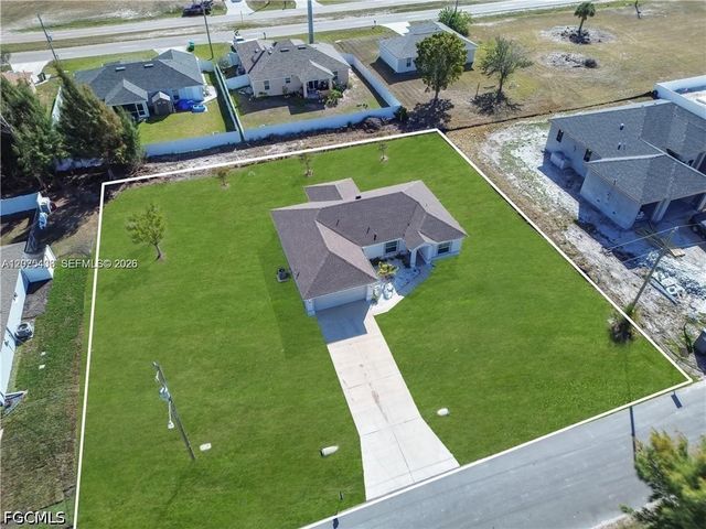 1105 NW 24th PL, Cape Coral, FL 33993