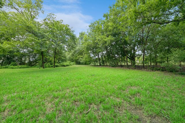 286 W Forest Grove Road, Lucas, TX 75002