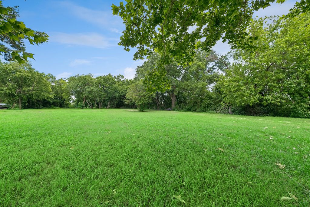 286 W Forest Grove Road, Lucas, TX 75002