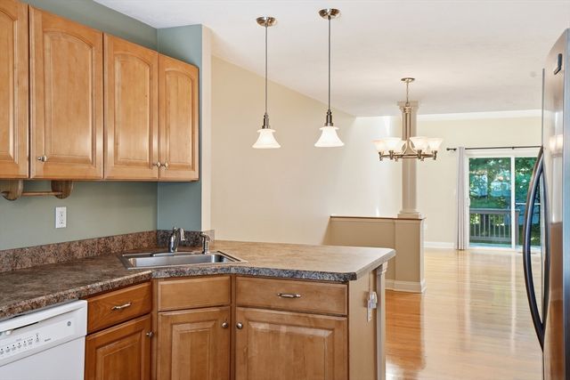 9 Liberty Drive 9, Pembroke, MA 02359