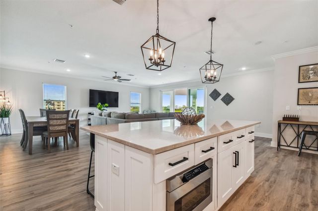 19505 GULF BOULEVARD 404, Indian Shores, FL 33785