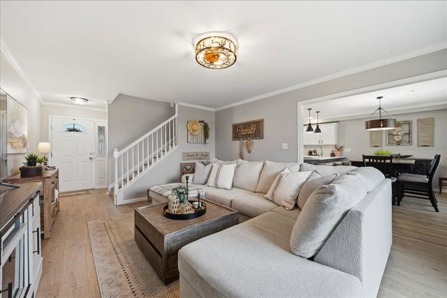 3049 Topaz Drive, Hobart, IN 46342