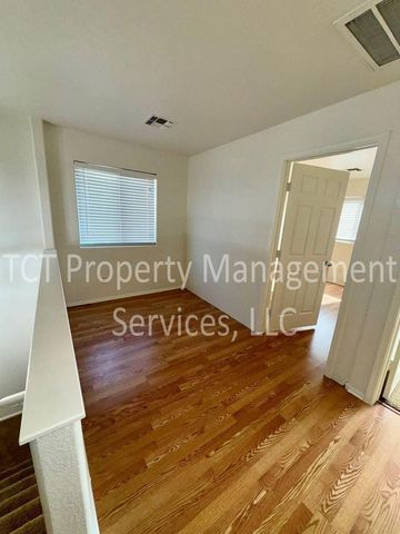 28579 N Dolomite Lane, San Tan Valley, AZ 85143