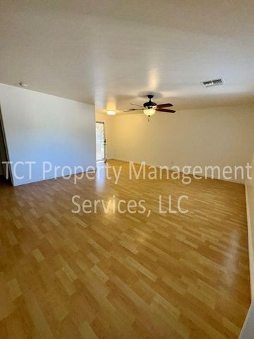 28579 N Dolomite Lane, San Tan Valley, AZ 85143