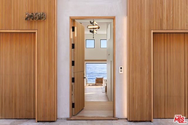 24818 Malibu Road, Malibu, CA 90265