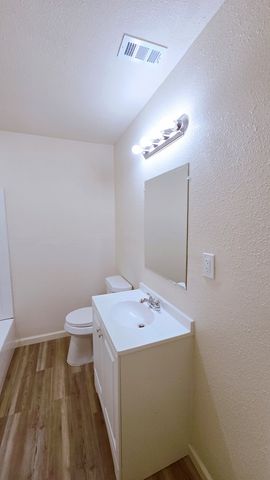 2200 E California Ave, Midland, TX 79701