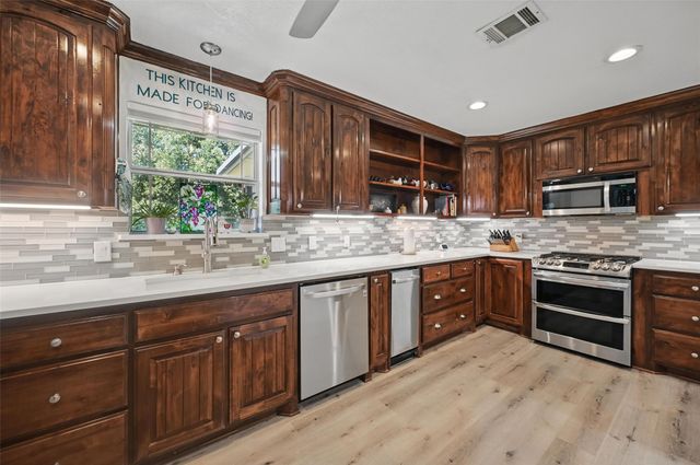 2800 E FM 4, Cleburne, TX 76031