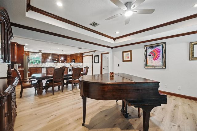 2800 E FM 4, Cleburne, TX 76031