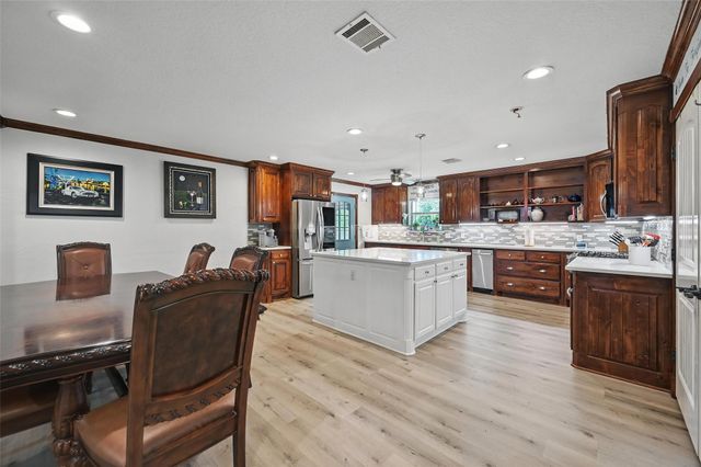 2800 E FM 4, Cleburne, TX 76031