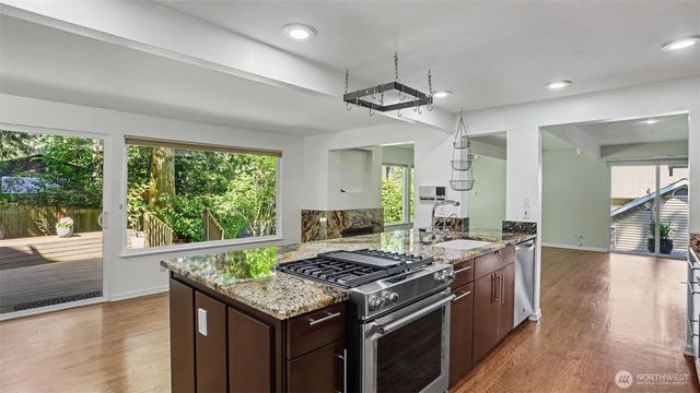 2311 185th Place NE, Redmond, WA 98052