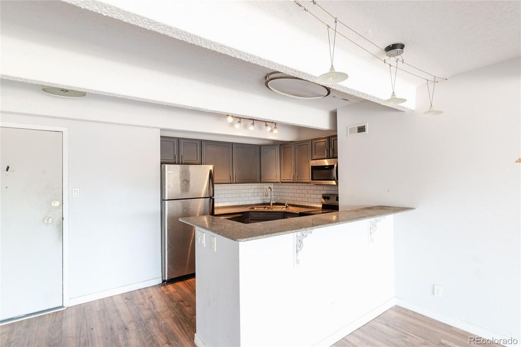 8060 E Girard Avenue 520, Denver, CO 80231