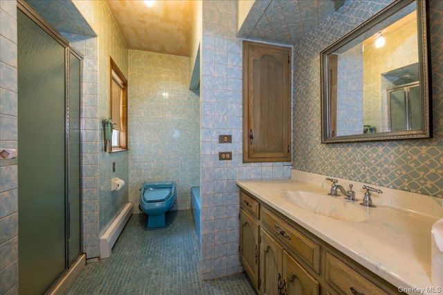 497 Tulip Avenue, Floral Park, NY 11001
