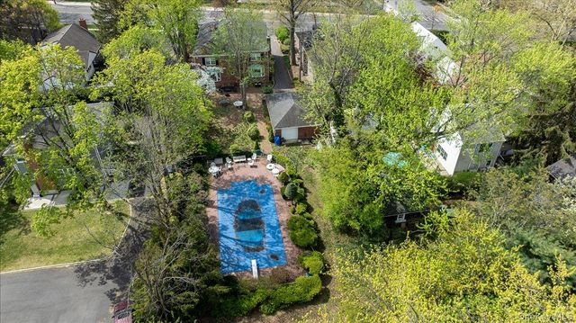 497 Tulip Avenue, Floral Park, NY 11001
