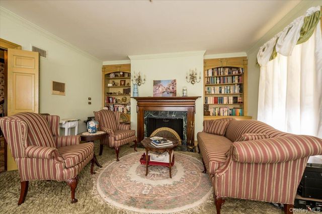 497 Tulip Avenue, Floral Park, NY 11001