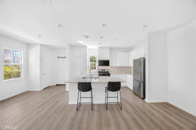 4215 E Carmel Privado, Ontario, CA 91761