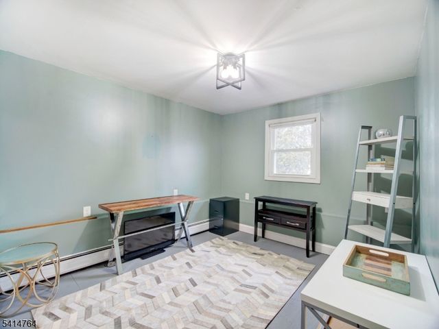 68 Arthur Ter, Kenilworth Boro, NJ 07033