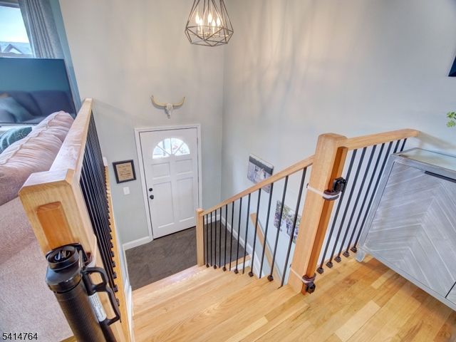 68 Arthur Ter, Kenilworth Boro, NJ 07033