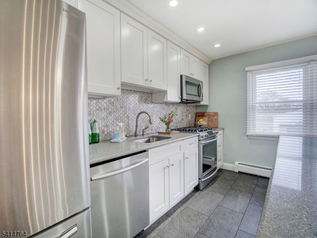 68 Arthur Ter, Kenilworth Boro, NJ 07033