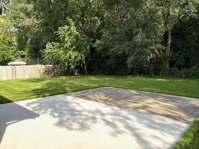 8008 Gina DRIVE, Mount Pleasant, WI 53406