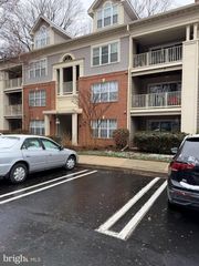 111 TIMBERBROOK LN #104, Gaithersburg, MD 20878