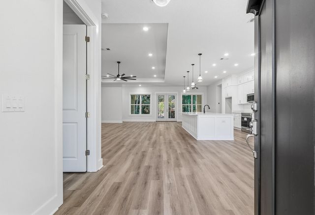 6621 Bluefish Road, Navarre, FL 32566
