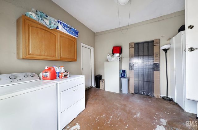 312 Western Drive, Bakersfield, CA 93309