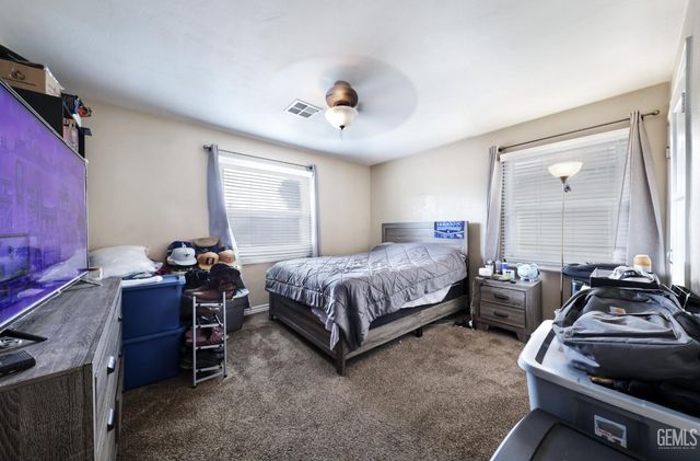 312 Western Drive, Bakersfield, CA 93309