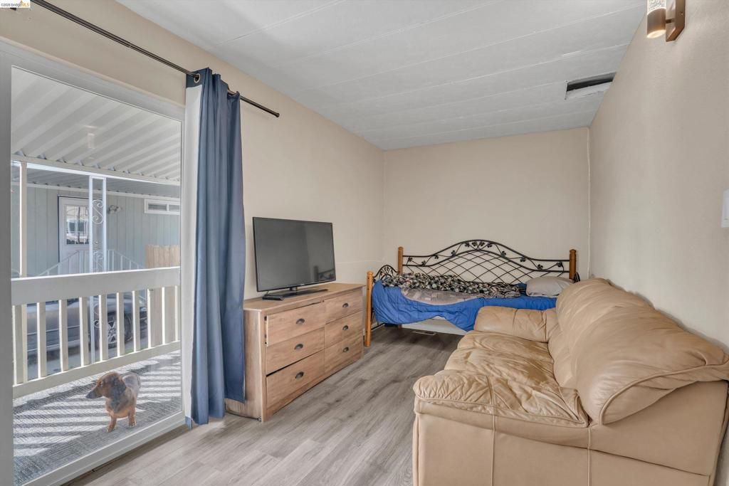 Image 9 of property listing at 180 180 Algiers Circle, Pacheco, CA 94553