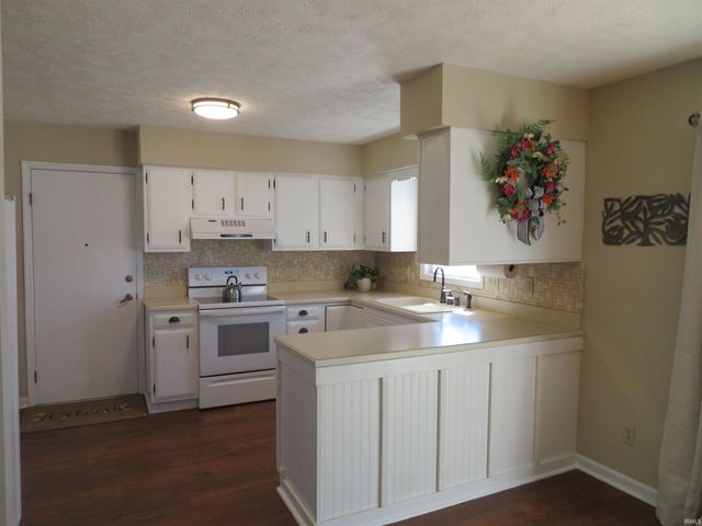 3213 Aspen Drive, Evansville, IN 47711