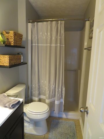 3213 Aspen Drive, Evansville, IN 47711