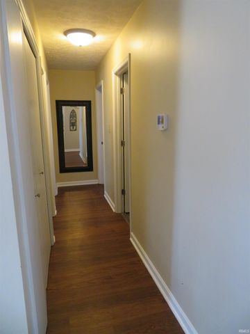 3213 Aspen Drive, Evansville, IN 47711