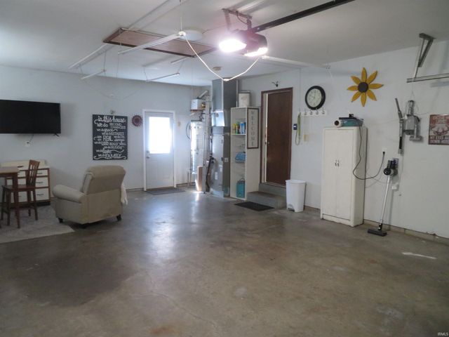 3213 Aspen Drive, Evansville, IN 47711