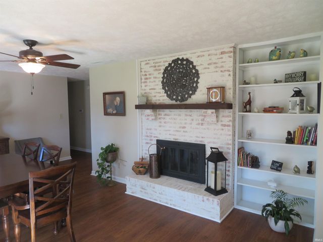 3213 Aspen Drive, Evansville, IN 47711