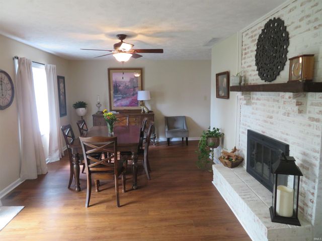 3213 Aspen Drive, Evansville, IN 47711