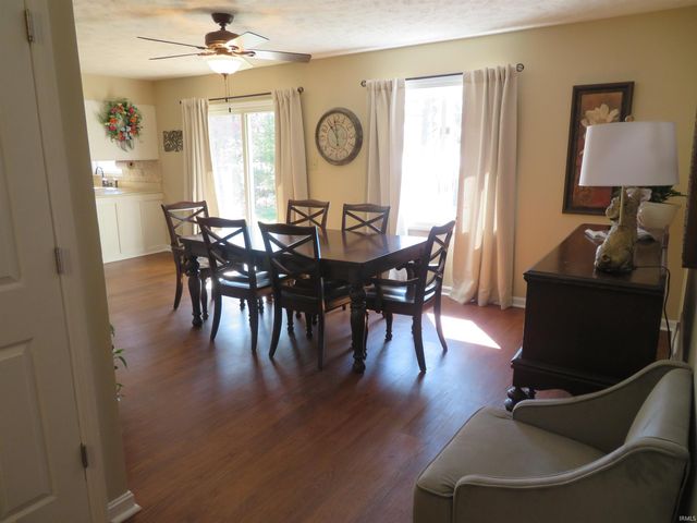 3213 Aspen Drive, Evansville, IN 47711