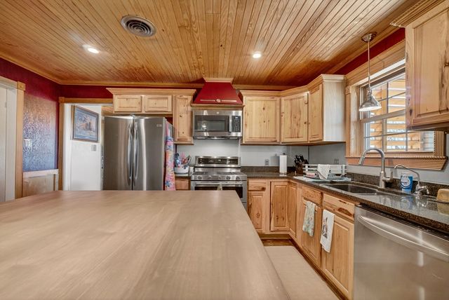 4413 Tanforan Ave, Midland, TX 79707