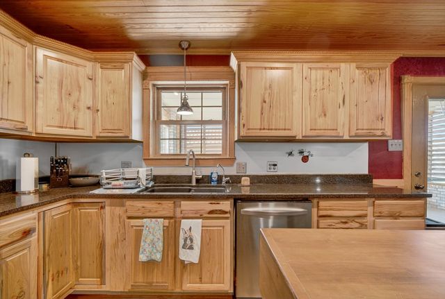 4413 Tanforan Ave, Midland, TX 79707