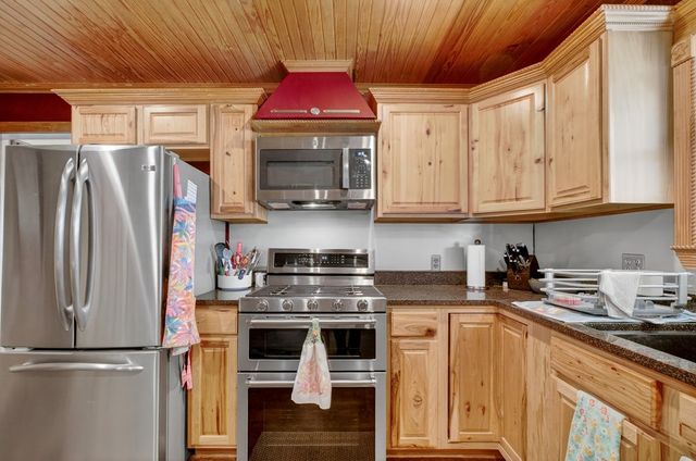 4413 Tanforan Ave, Midland, TX 79707